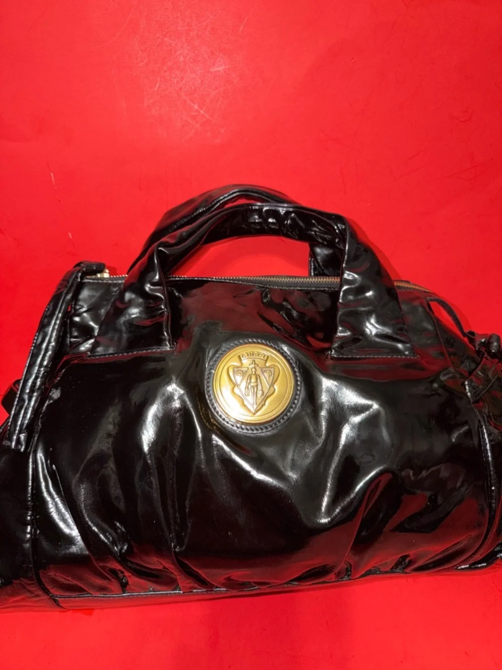 GUCCI Hysteria Patent Leather Handbag - Picture 14 of 14